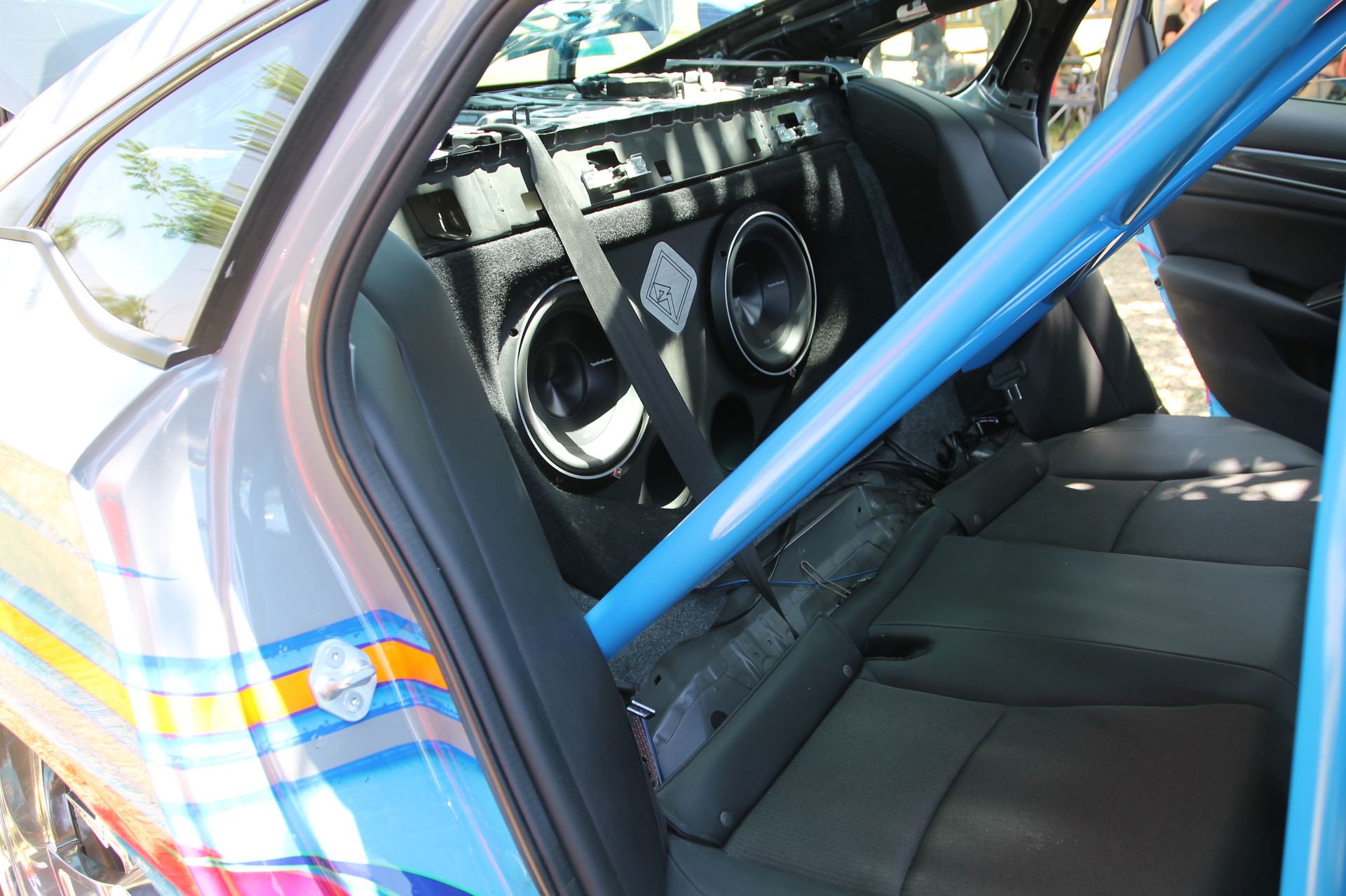 Full View