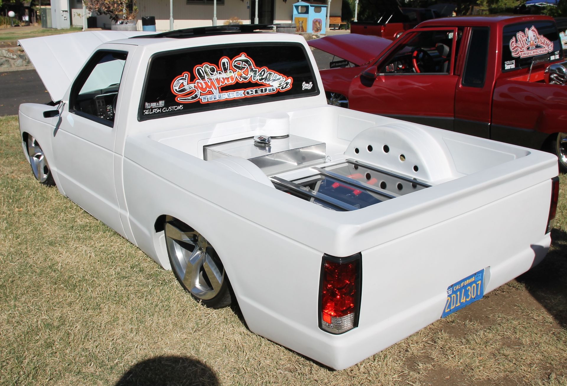 Full View