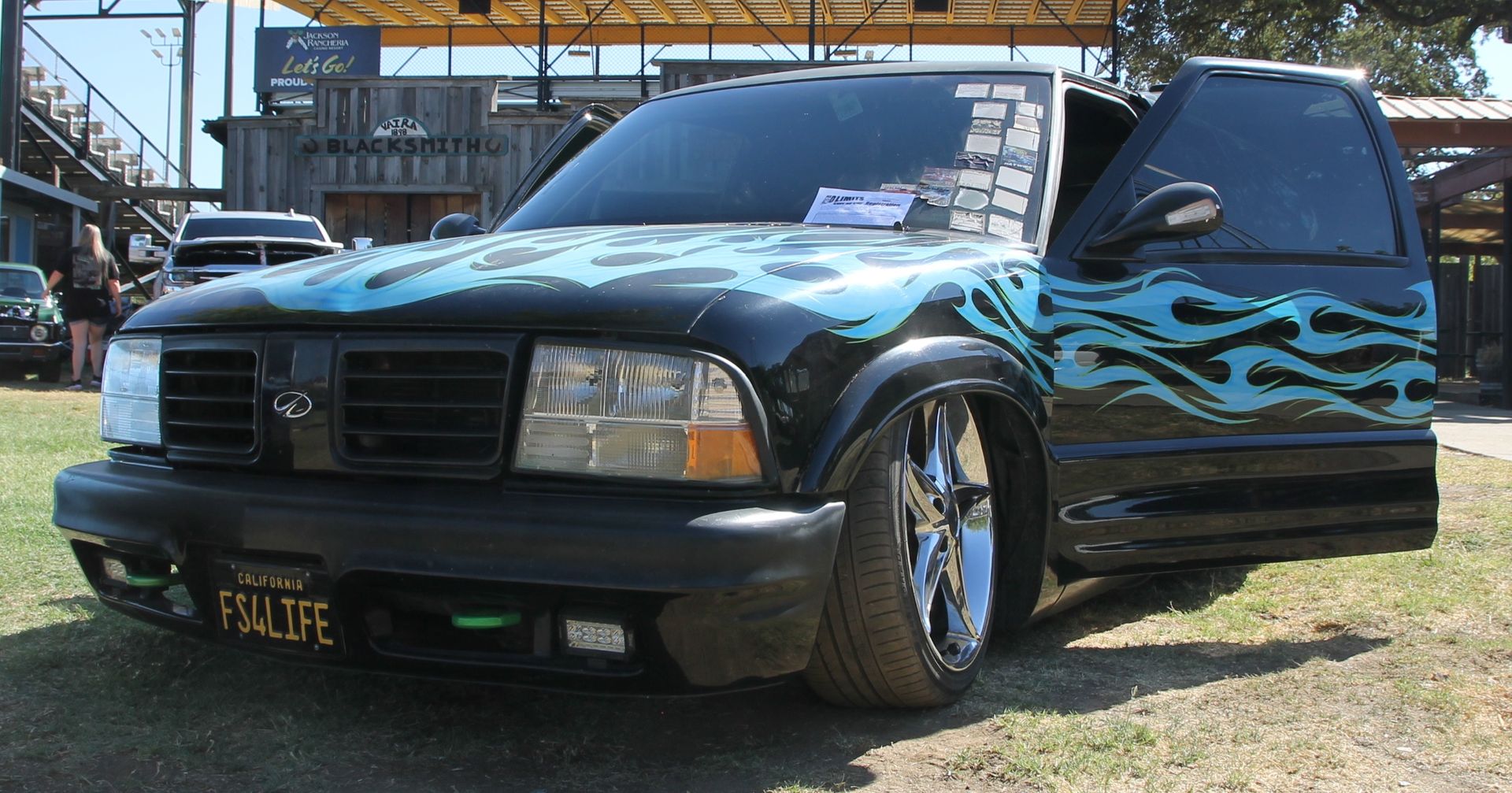 Full View