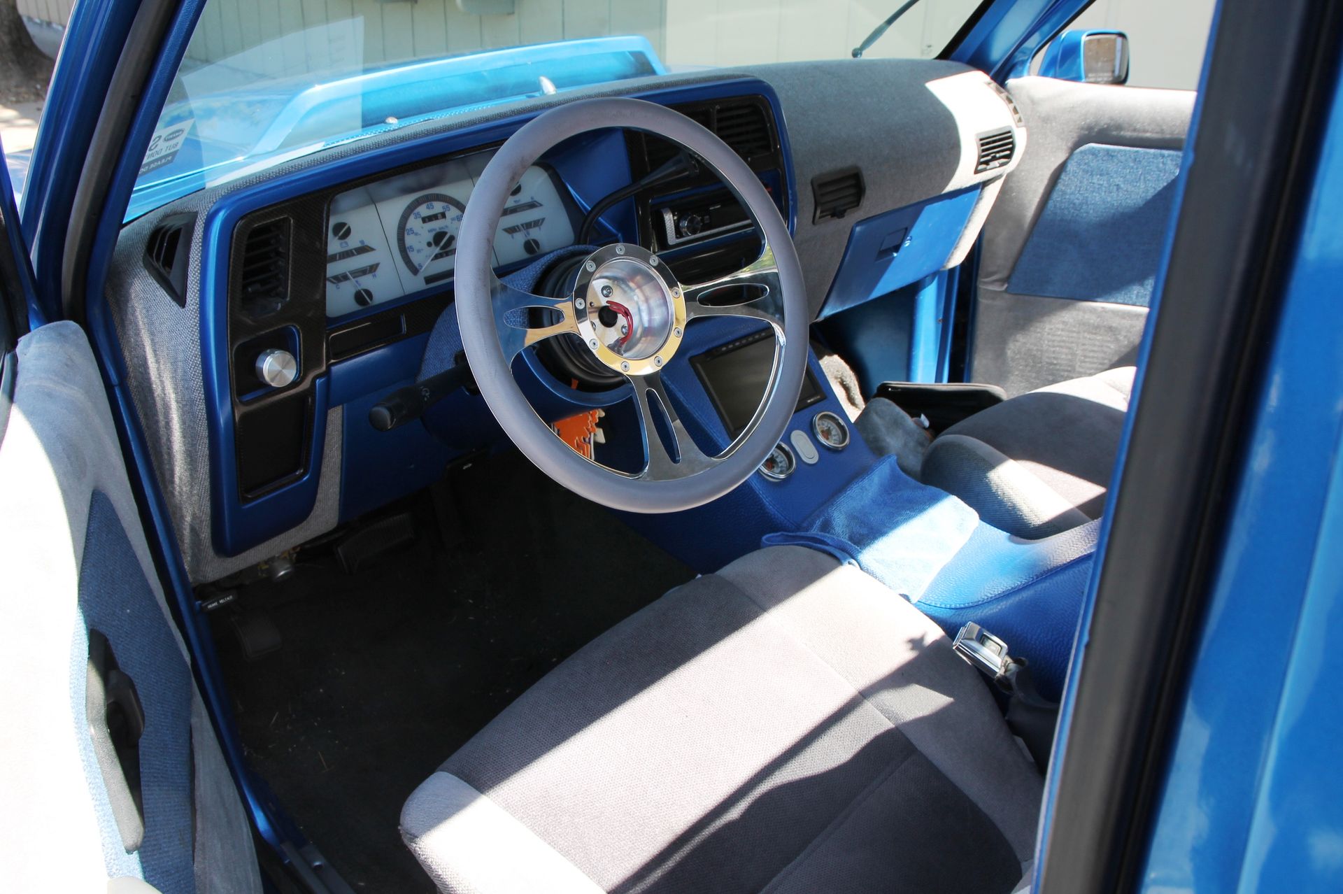 Full View