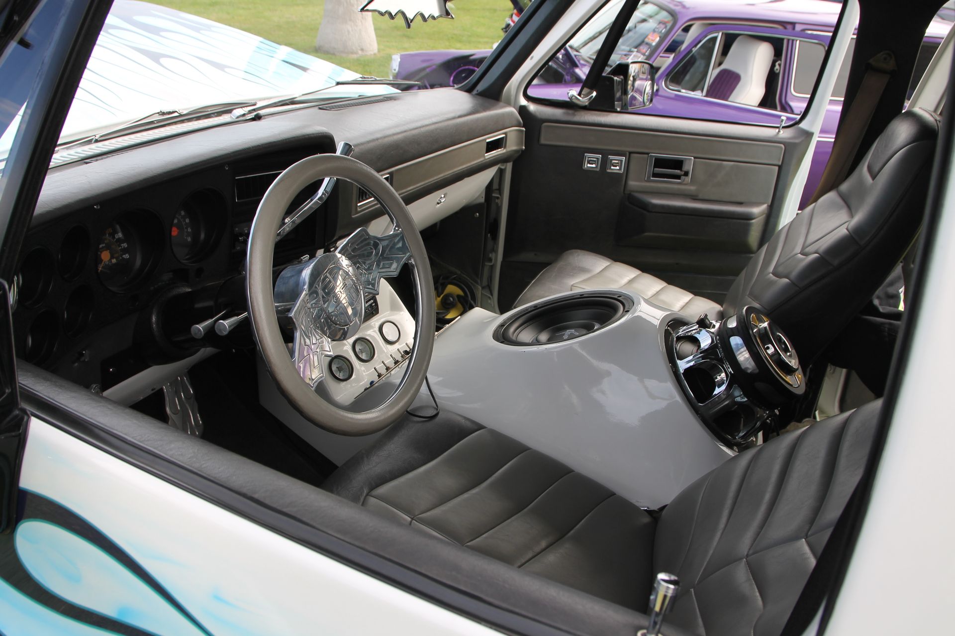Full View