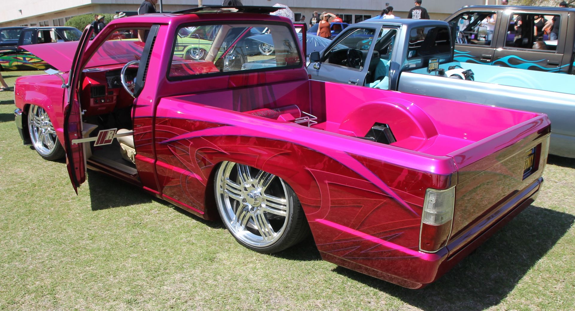 Full View