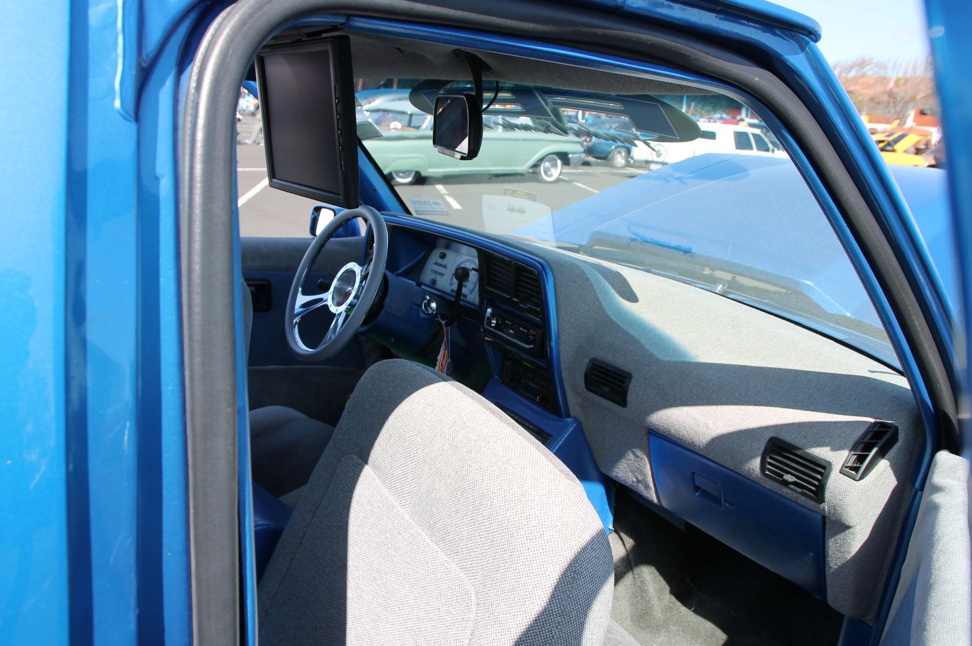 Full View