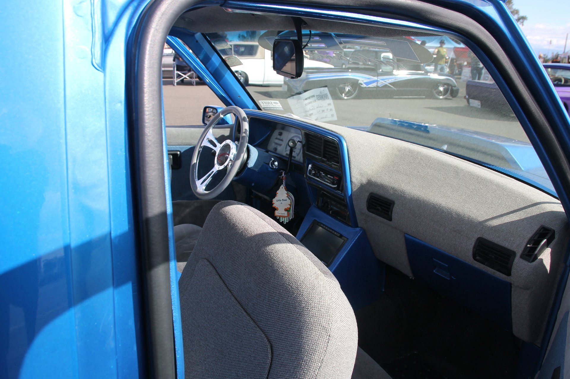 Full View