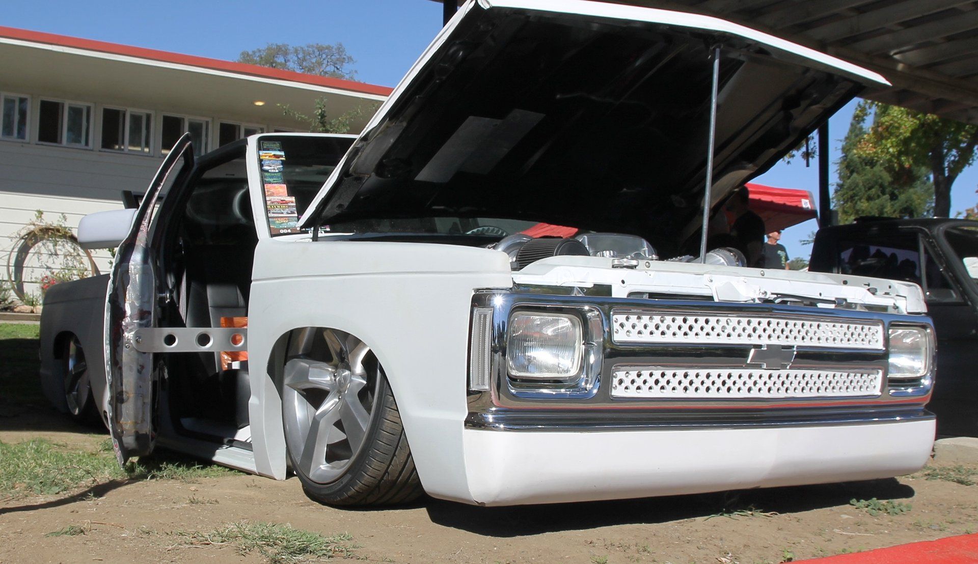 Full View