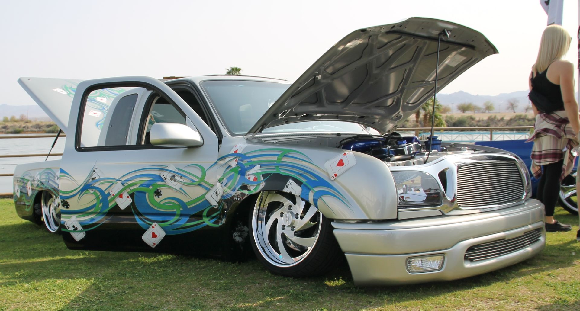 Full View