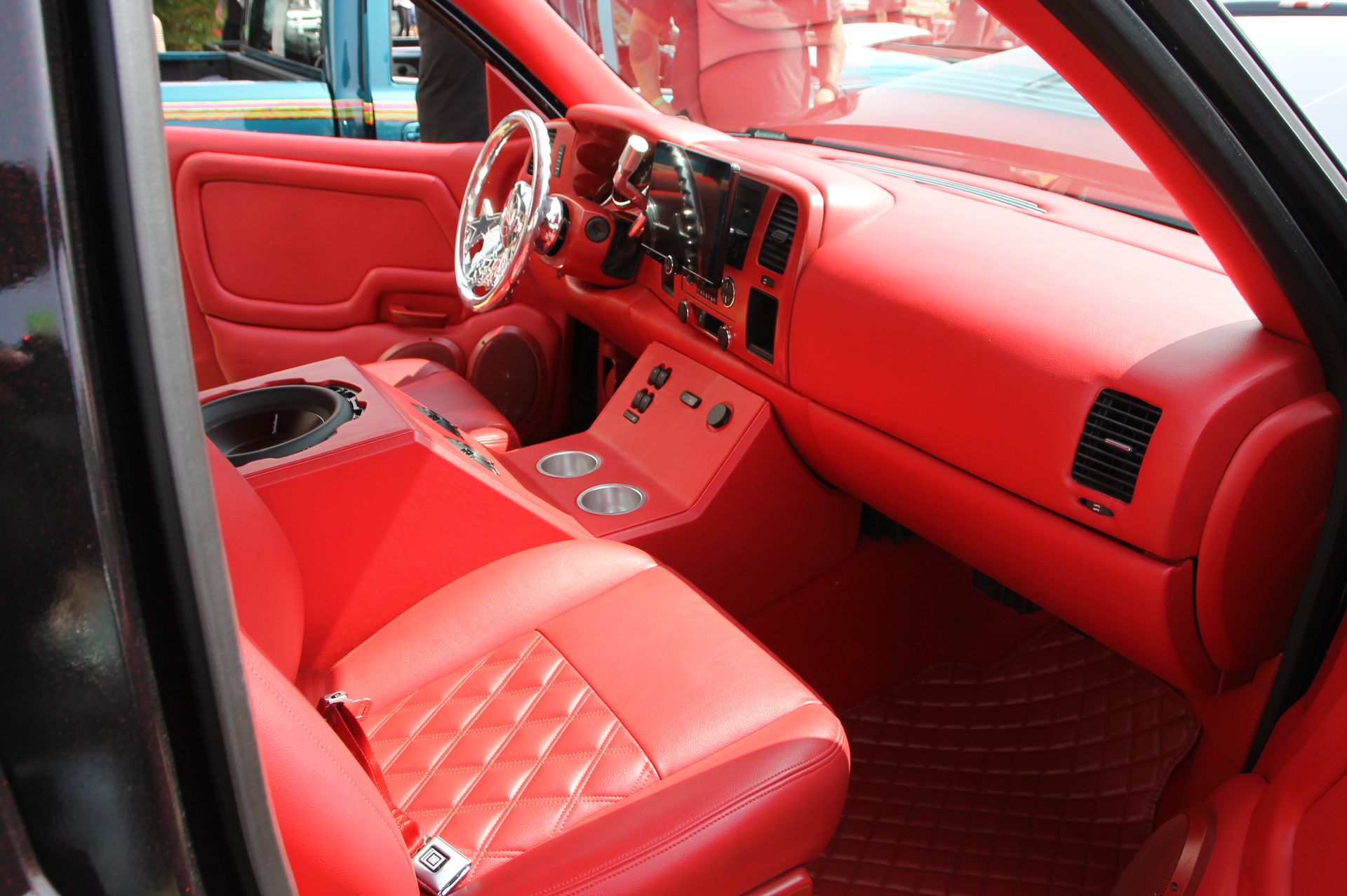 Full View