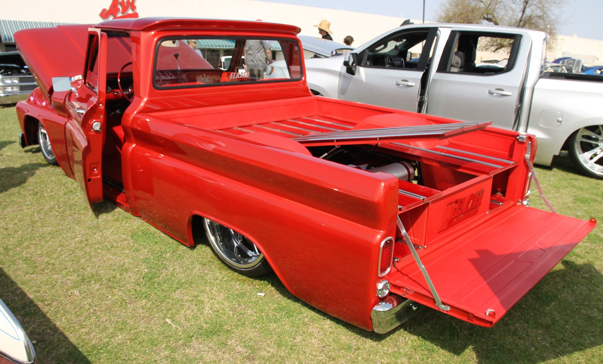 Full View