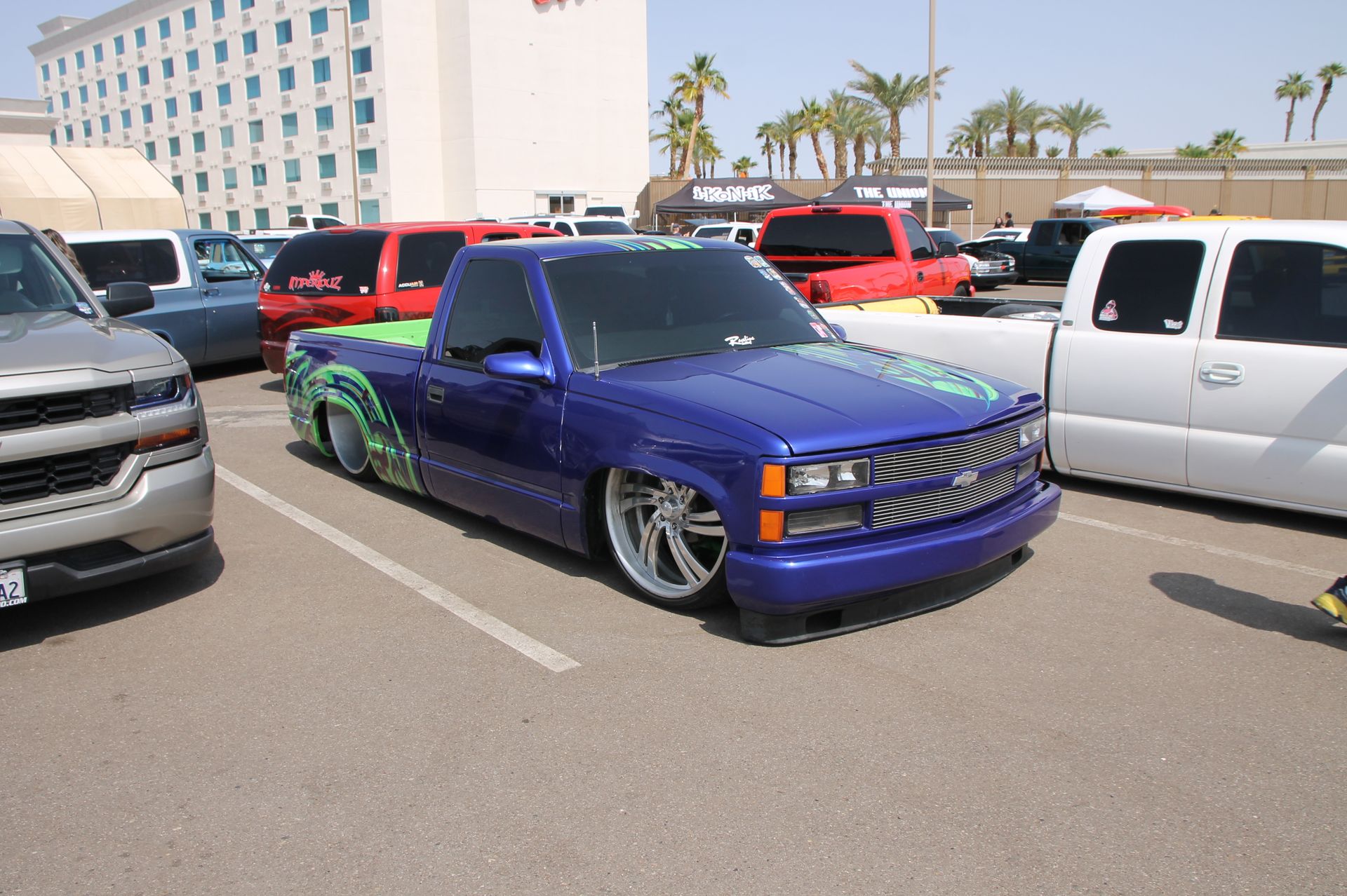 Full View