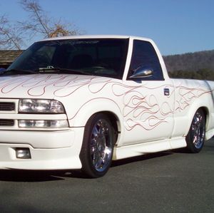 lowchevyon18s@yahoo.com's avatar